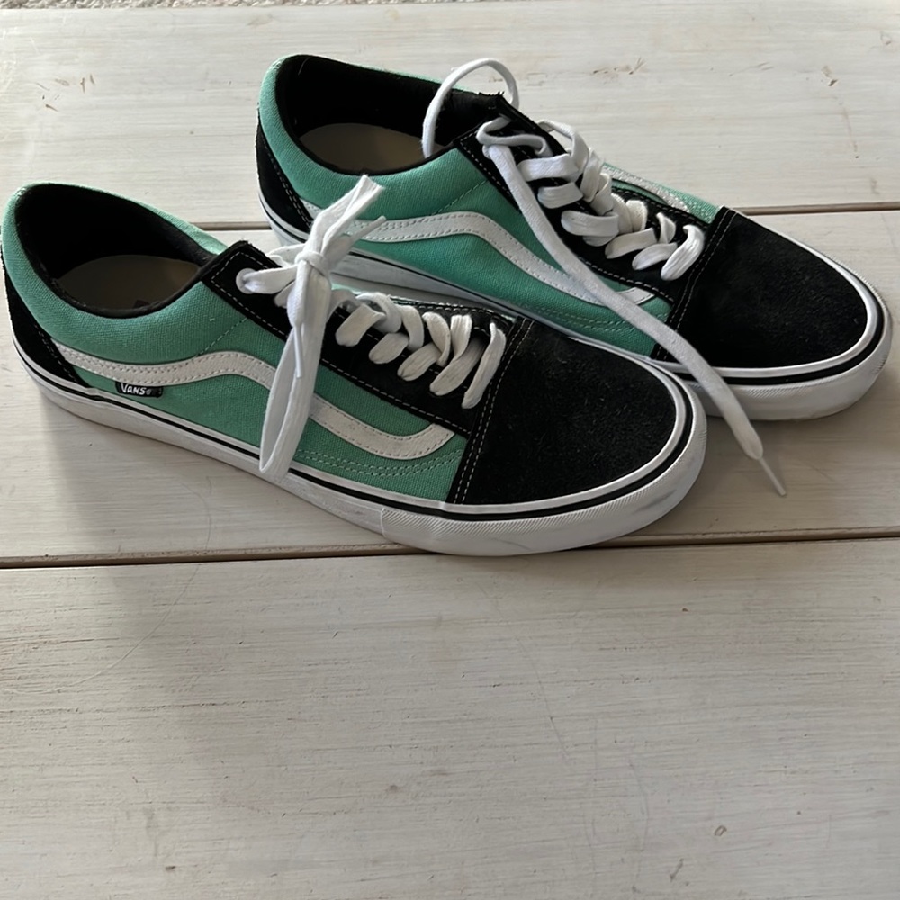 Vans Men's Black and Mint Sneakers